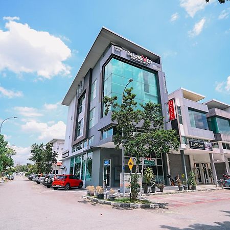 Swing & Pillows - Kota Kemuning Selangor Шах-Алам Экстерьер фото